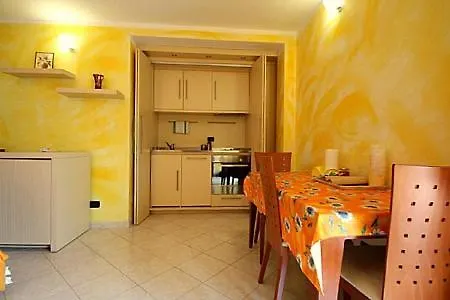 Sleeps 4 Air Con Wifi * La Spezia